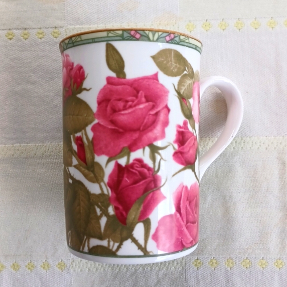 Vintage Royal Bone China "Roses" Tea Mug